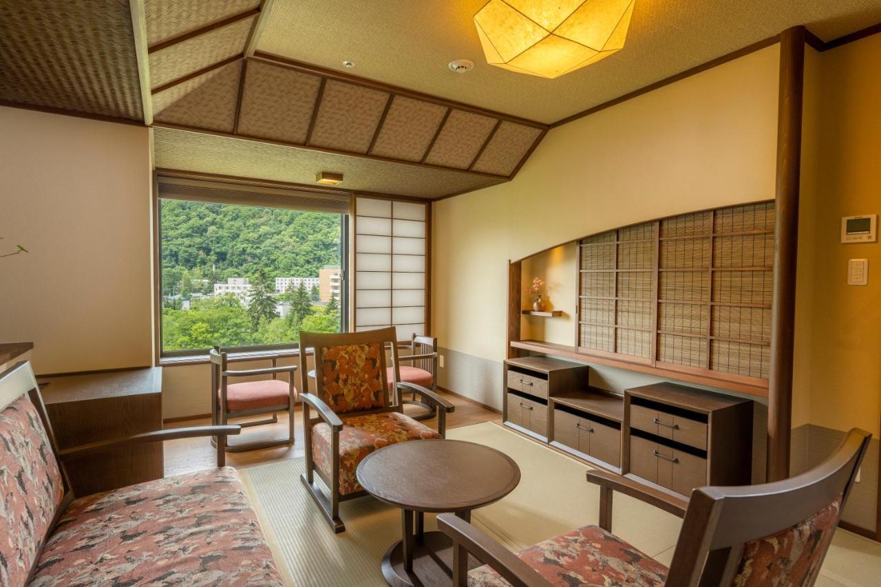 Hotel Jozankei Onsen Yurakusoan Sapporo Exterior foto
