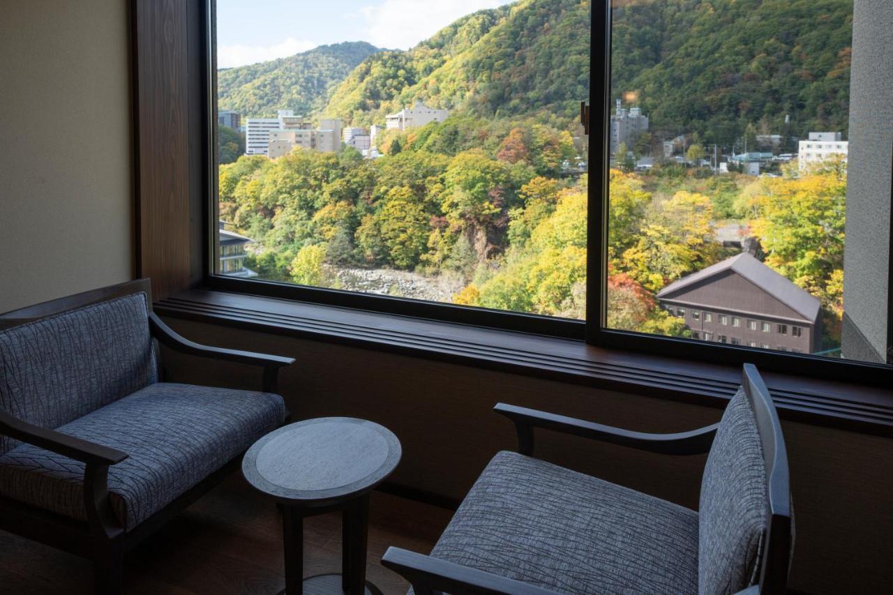 Hotel Jozankei Onsen Yurakusoan Sapporo Exterior foto