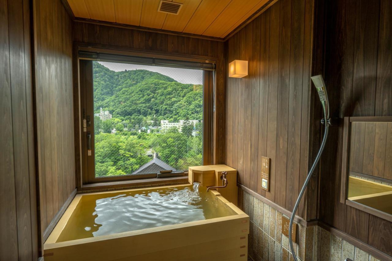 Hotel Jozankei Onsen Yurakusoan Sapporo Exterior foto